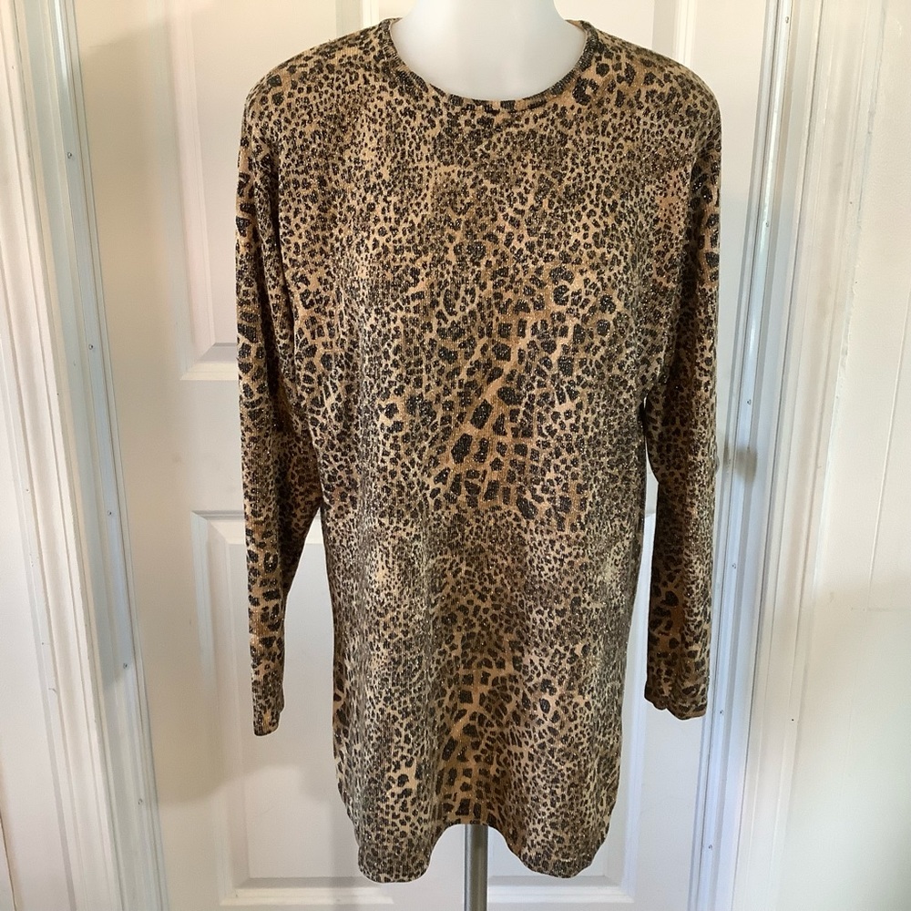 IN KNIT leopard print sweater  size Large